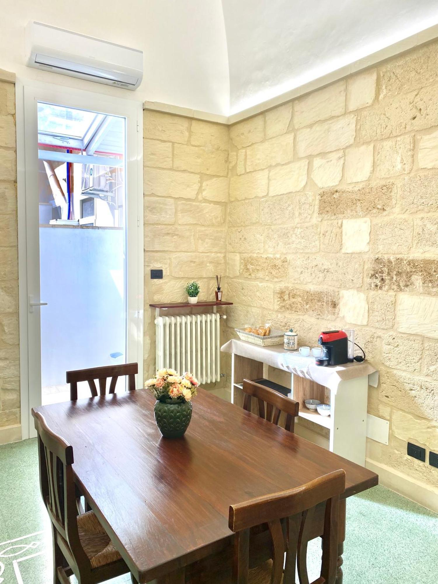 Vohis Luxury House - Fast Wi-Fi & Easy Parking Lejlighed Lecce Eksteriør billede