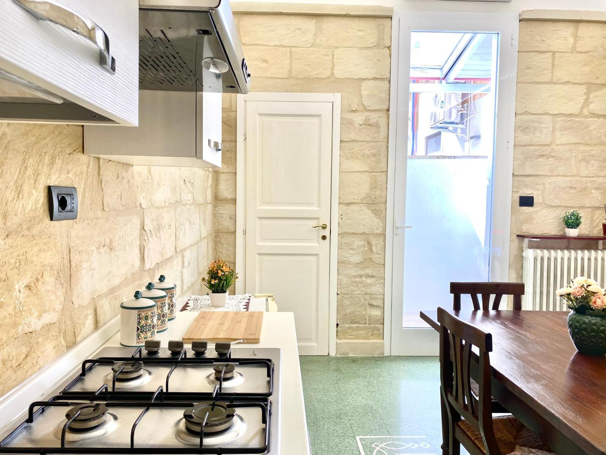 Vohis Luxury House - Fast Wi-Fi & Easy Parking Lejlighed Lecce Eksteriør billede